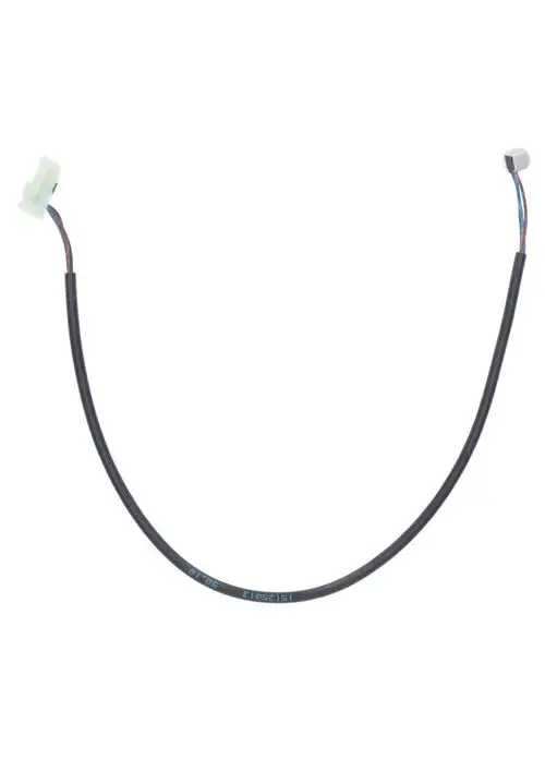 Kabel mit zwei verschiedenen Steckern, möglicherweise für den Anschluss eines Sensors. Judo-Ersatzteil für Komponentenverbindungen in technischen Anwendungen.